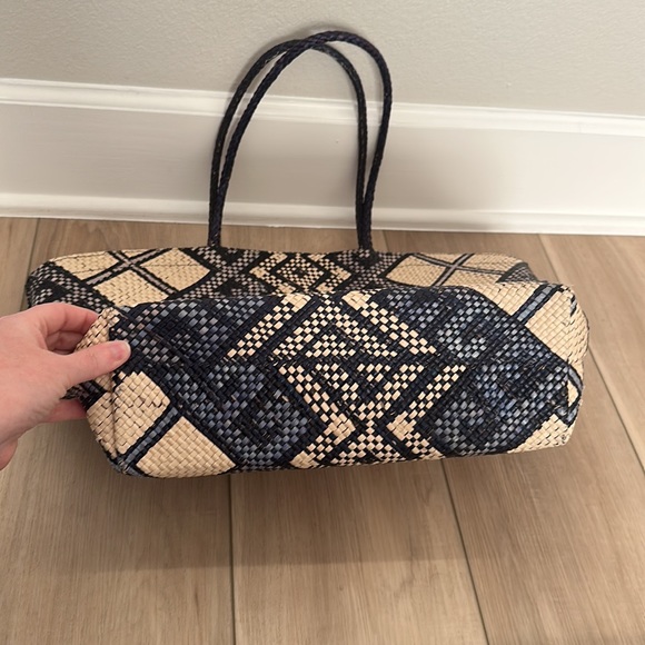 EUC Wicker Woven Straw Purse Handbag Beach Tote Bag - Picture 12 of 13